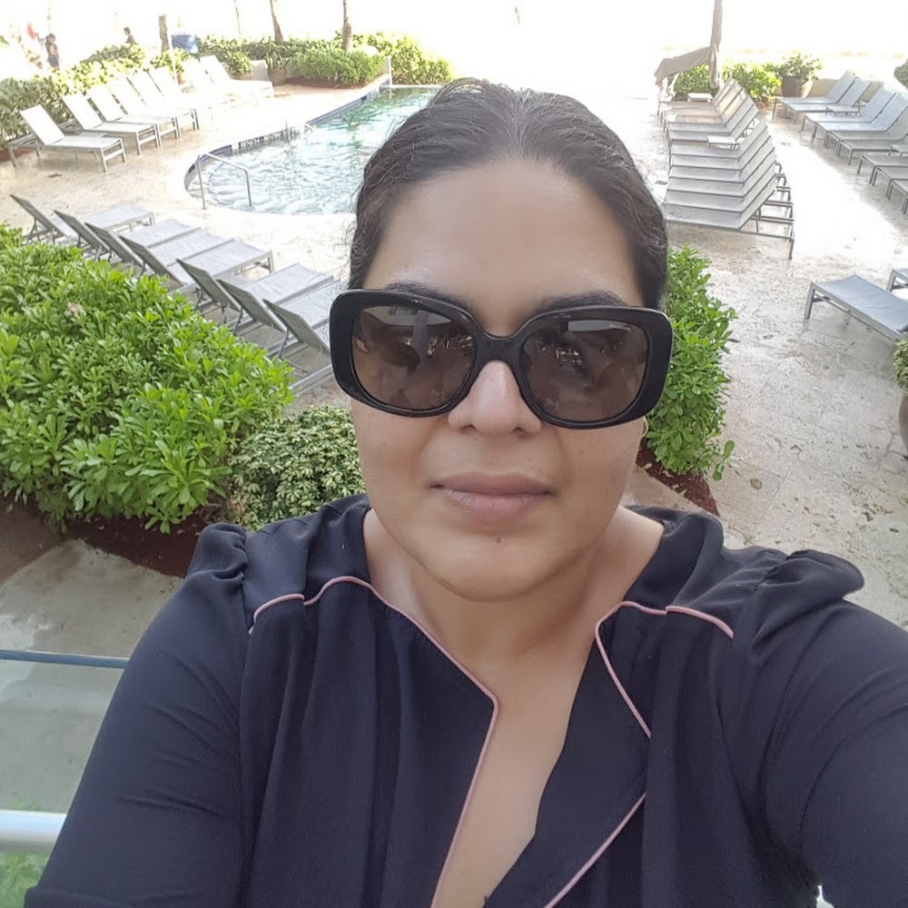 Meet your Posher, Rox